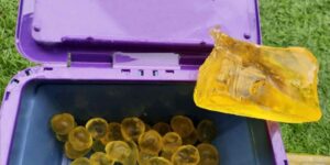 Why Alga soap becomes very sticky (and how to store it without going crazy)